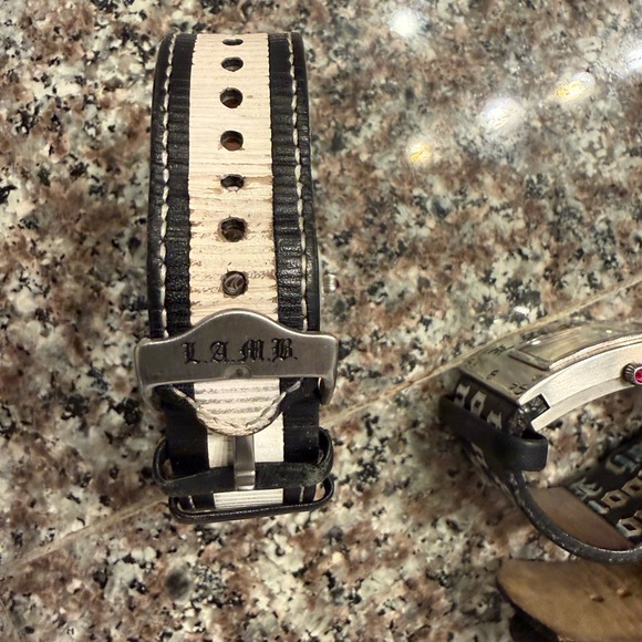 LOT LAMB & Harajuku Lovers Watch Collection, HL gift with purchase - Picture 4 of 10